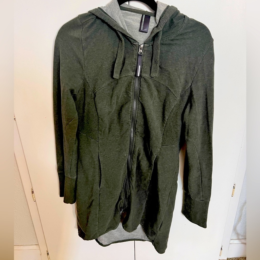 Green sweatshirt jacket